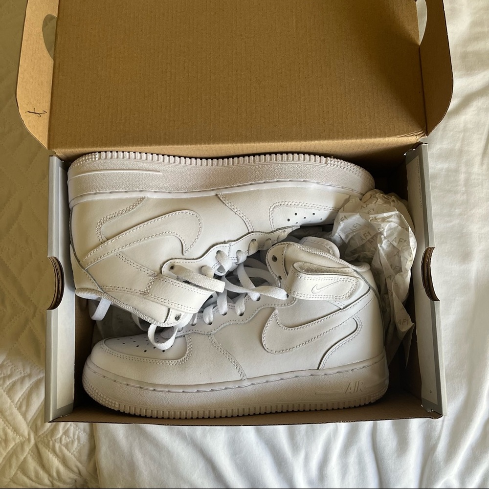 Air forces mid